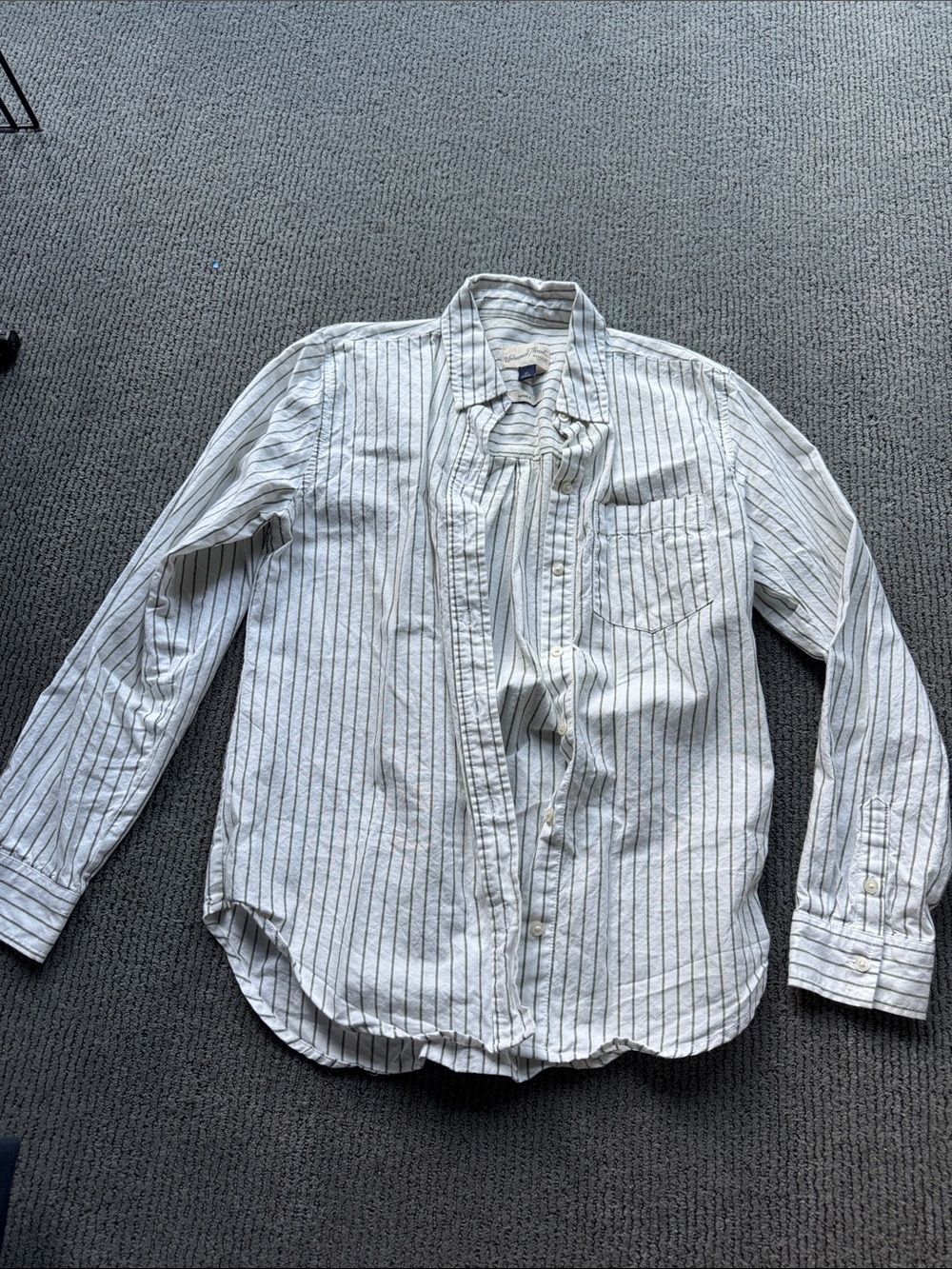 Universal Thread White Button-Up Shirt with Black Pinstripes